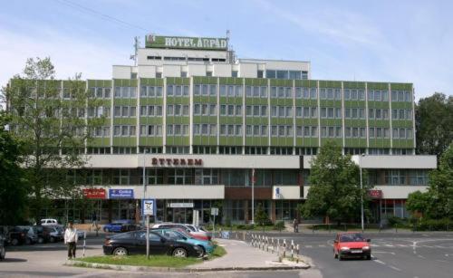 Hotel Arpad Татабанья Номер фото